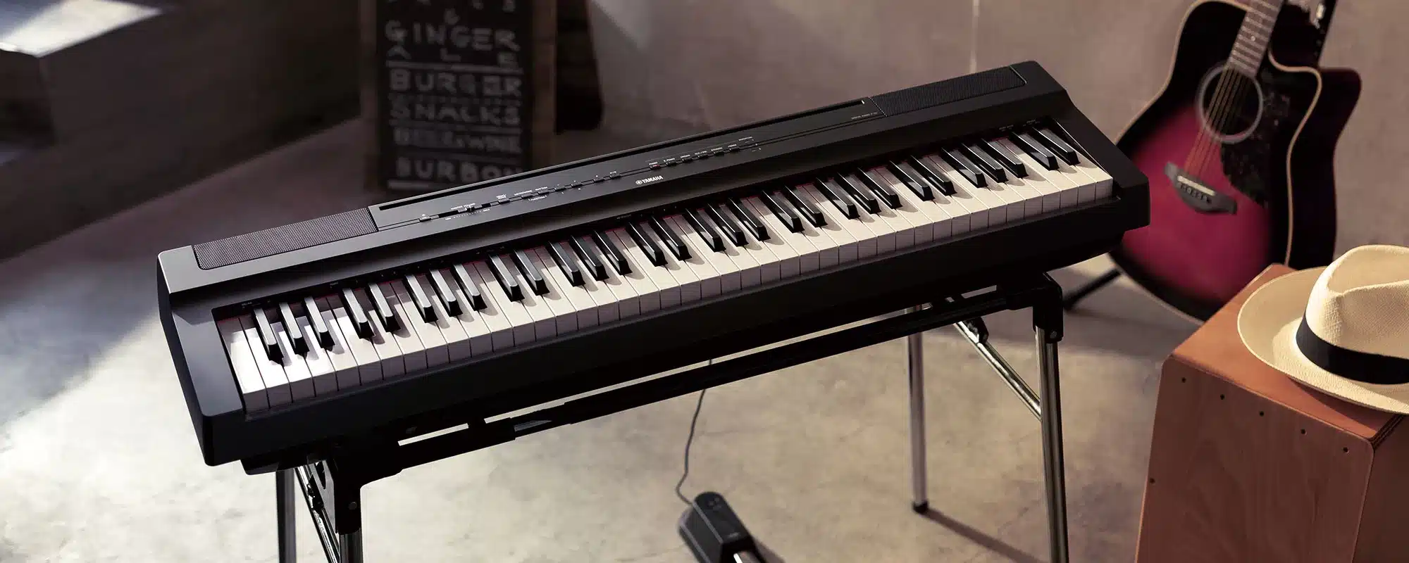 yamaha p121b piano numérique en déstockage retour de location