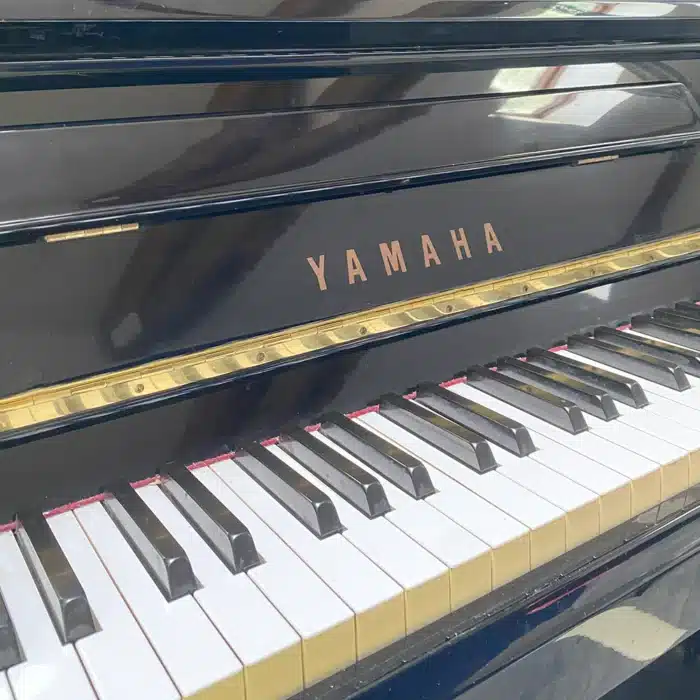 yamaha p116t piano droit d'occasion