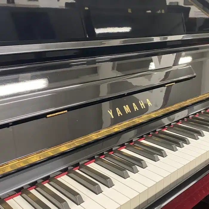 yamaha u3 piano droit d'occasion (copie)