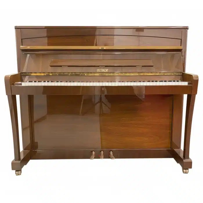Petrof P125 piano droit d'occasion